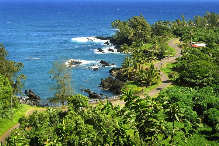 Road to Hana Tour with Lunch and Pickup - Photo 1 of 8